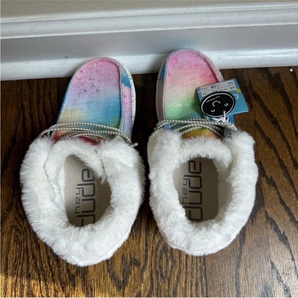 NWT Hey Dude Britt Fleece Lined Slip On Rainbow Dreamer Shoes Little Girls 3/4